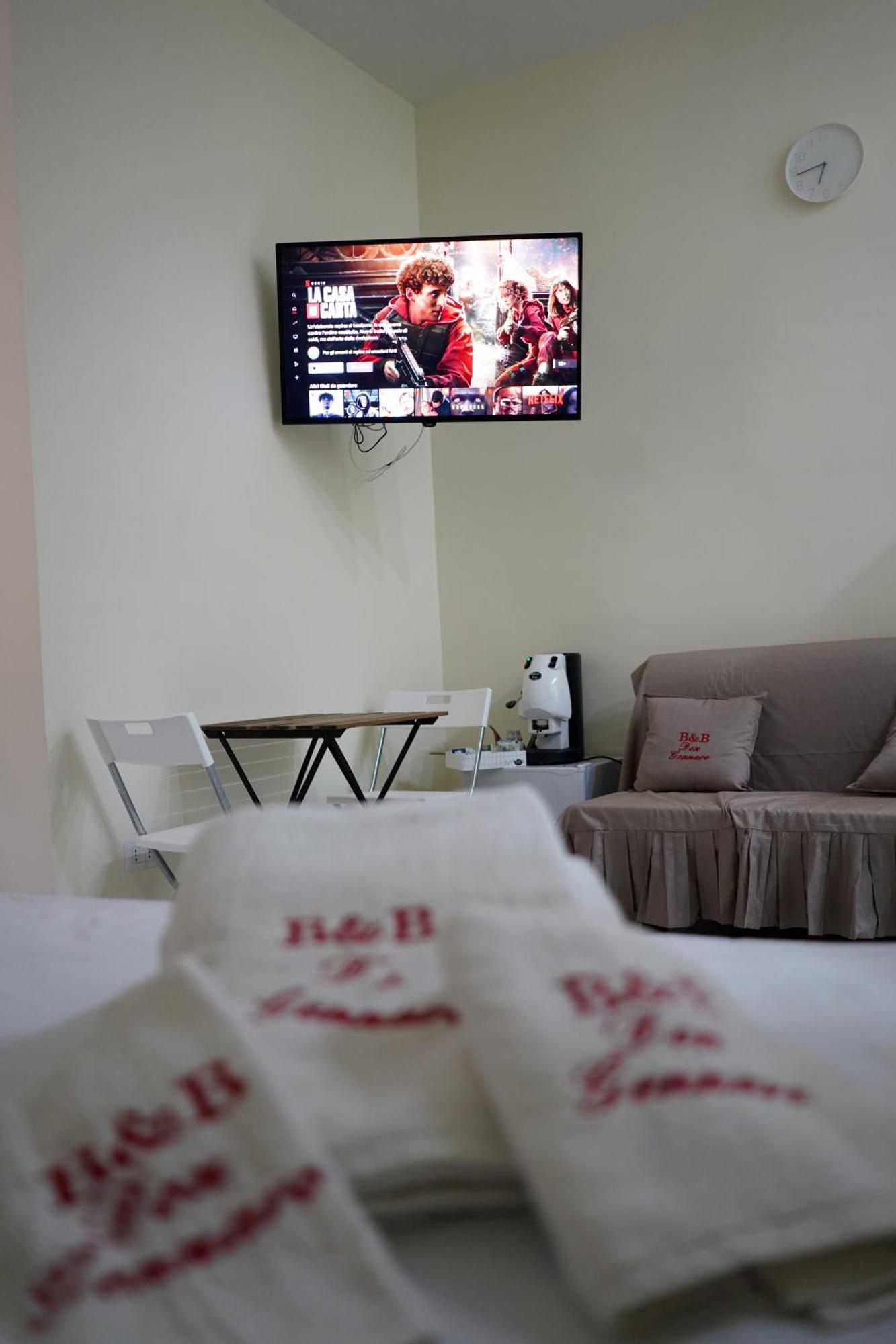 Beb Don Gennaro Bed & Breakfast Naples Exterior photo
